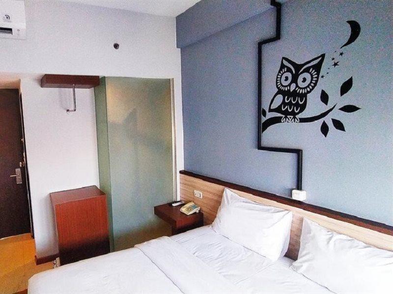 Nite & Day Jakarta - Mangga Besar Экстерьер фото